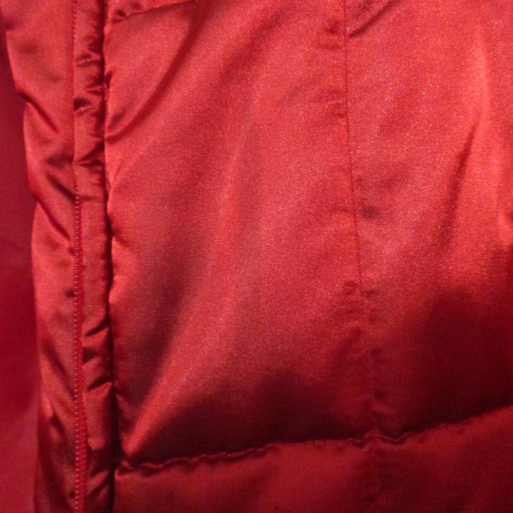Vintage Women's Basic Editions Ruby Red Puffy Qui… - image 3